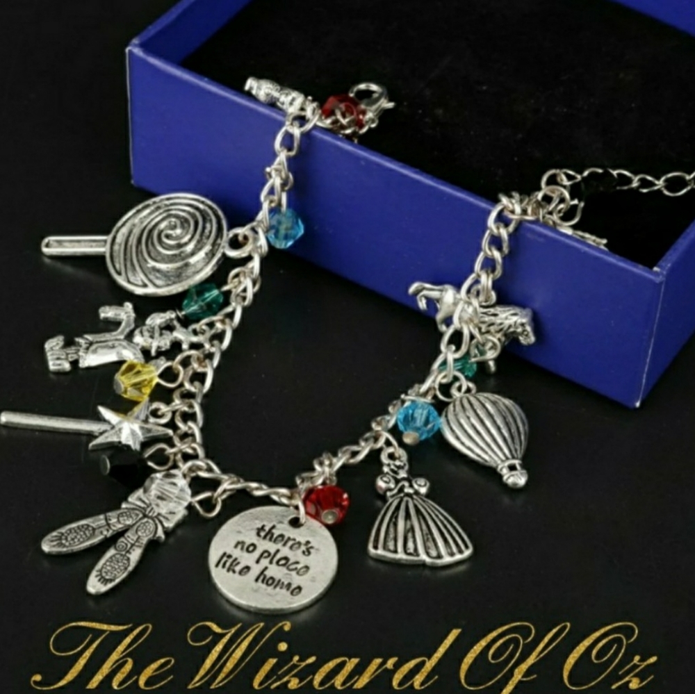 NEW The Wizard of Oz Women's Charm Bracelet